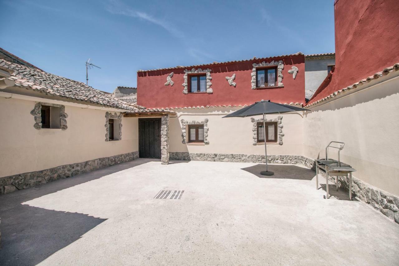 Casas La Muralla De Bodegas Marcos Peñafiel Exterior foto