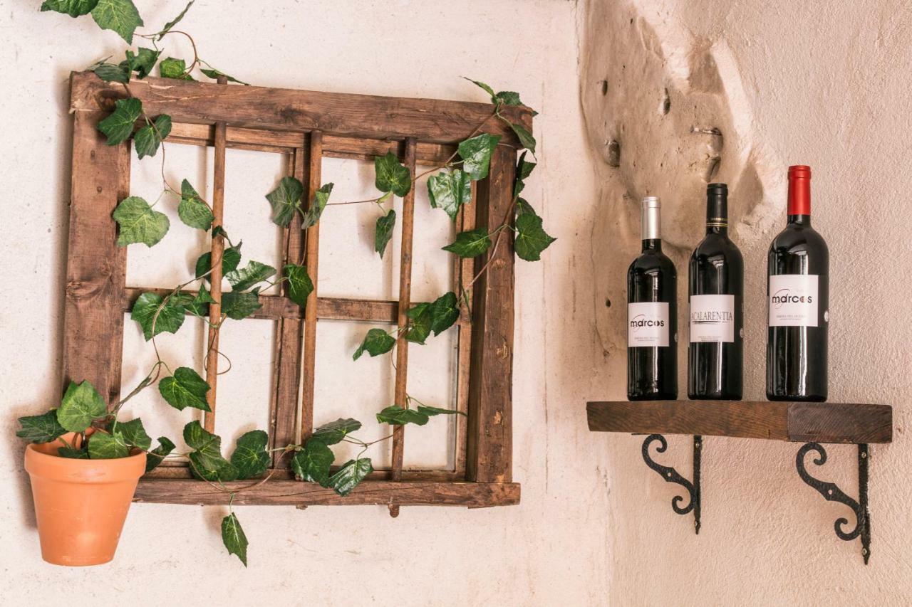 Casas La Muralla De Bodegas Marcos Peñafiel Exterior foto
